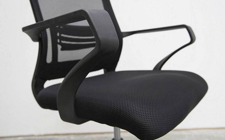THESOS kancelářská židle, černá
